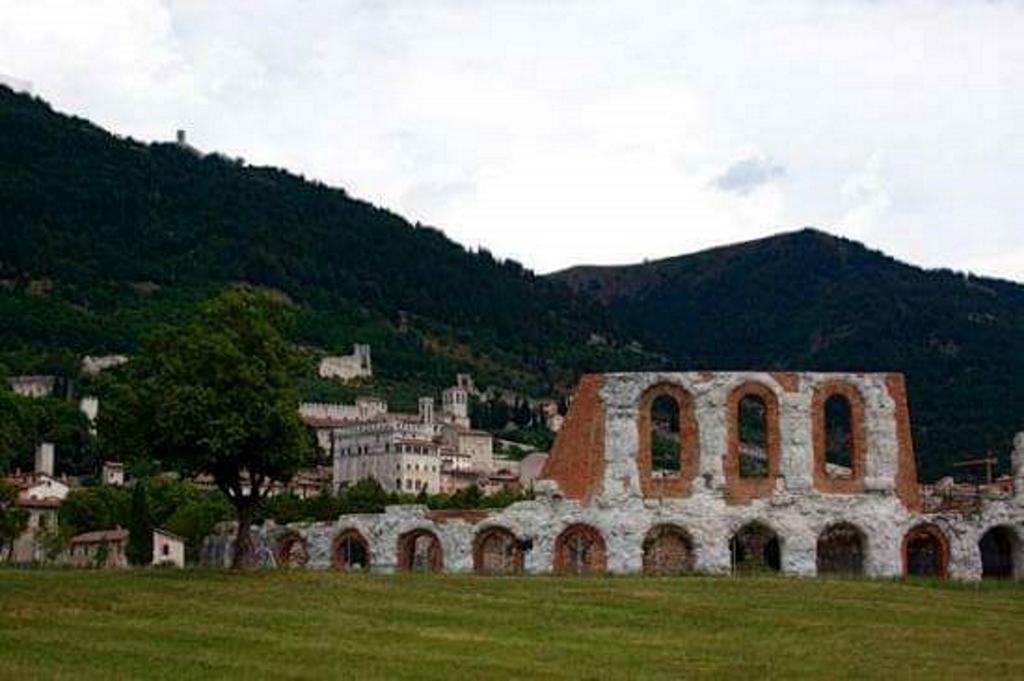 Villa Casa Venturi à Gubbio Extérieur photo